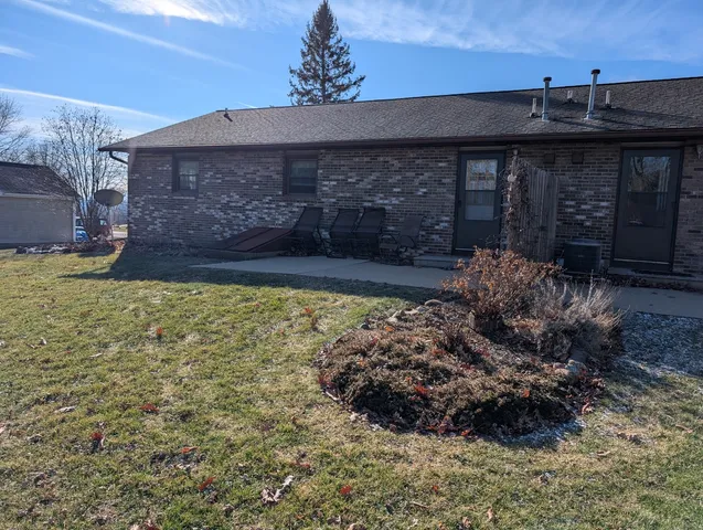 $1,495 | 112 Wright Drive, Utica, IL 61373