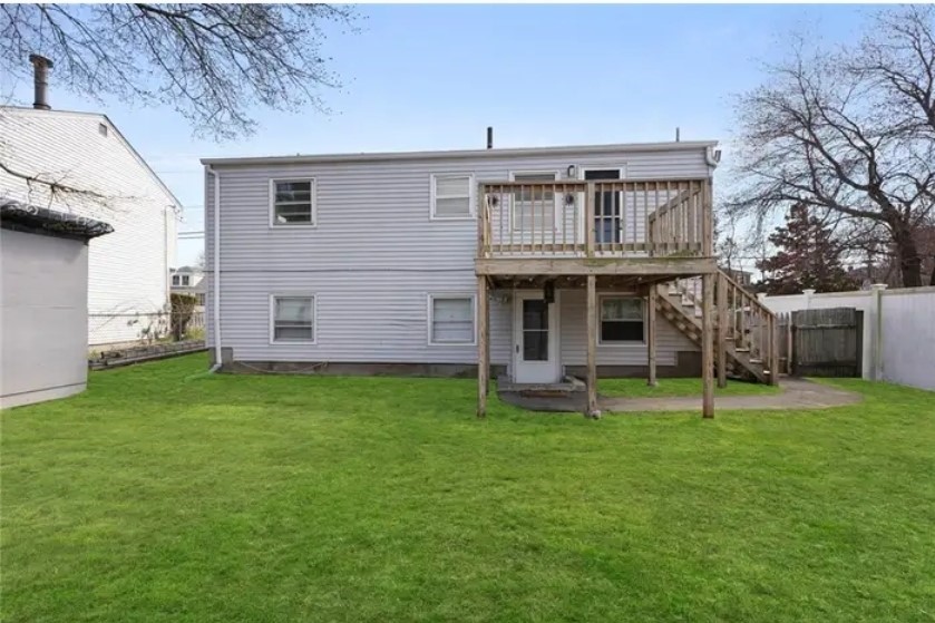 345 Post Road Warwick, RI 02888 - Photo 4 of 30