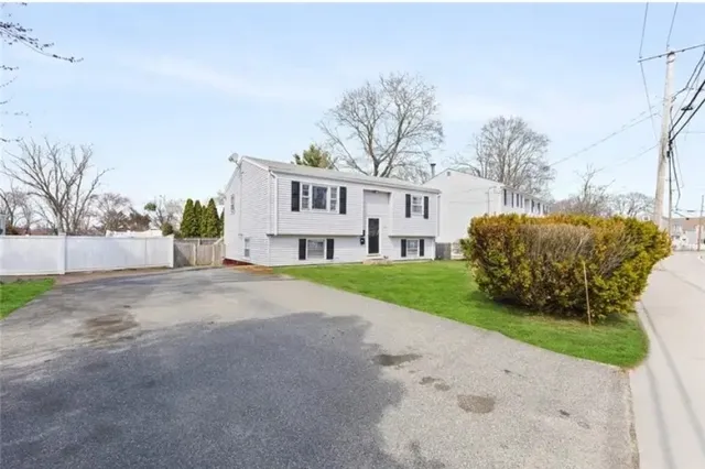 $579,900 | 345 Post Road, Warwick, RI 02888