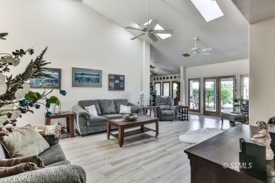920 Hermosa Avenue Ridgecrest, CA 93555 - Photo 5 of 44