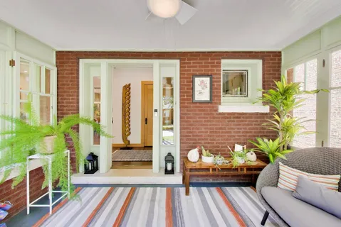 $889,000 | 138 Ashland Avenue, River Forest, IL 60305