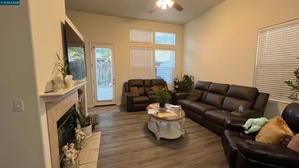 $649,000 | 2512 Covelline Street, Santa Rosa, CA 95407