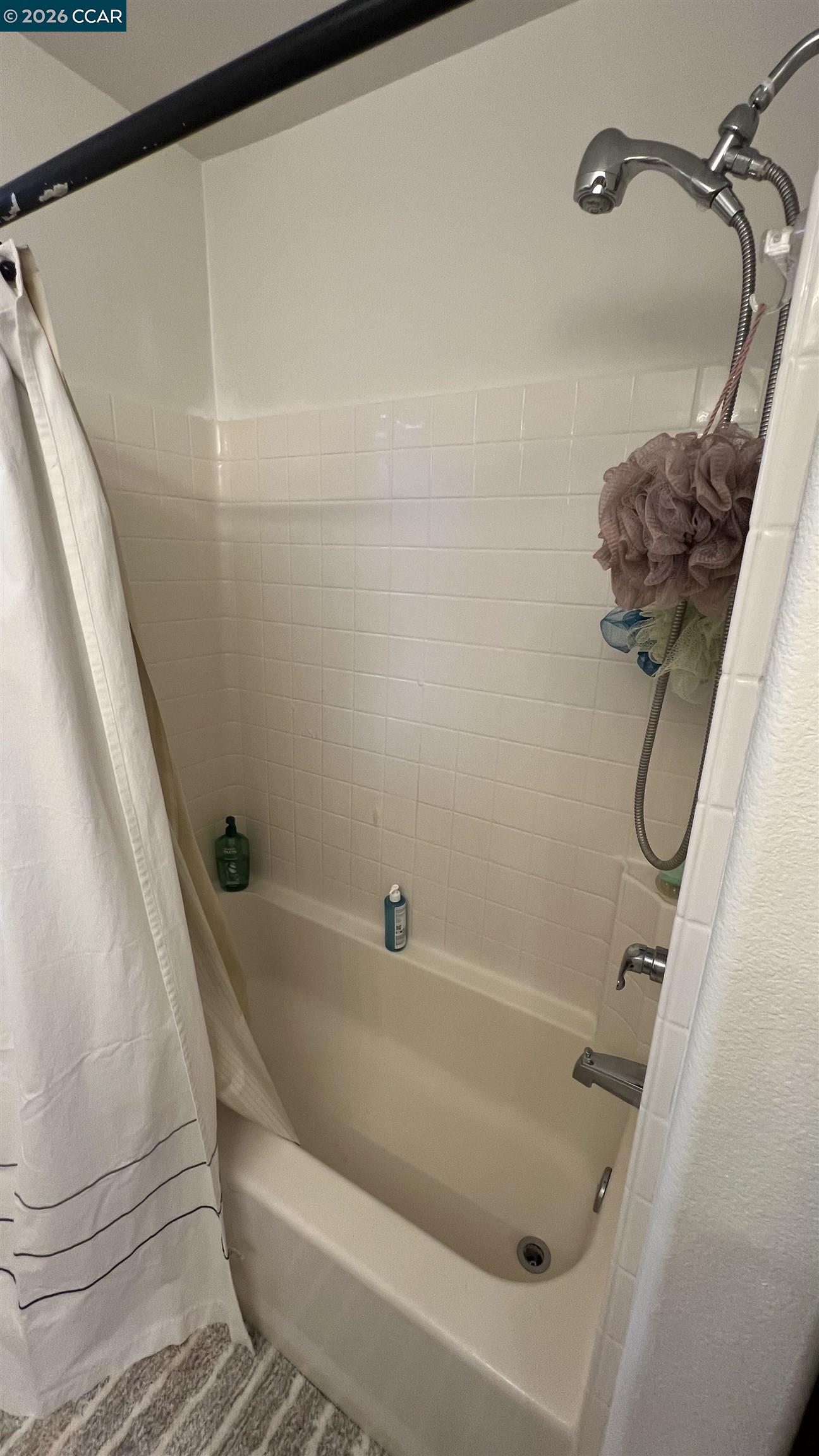 2512 Covelline Street Santa Rosa, CA 95407 - Photo 4 of 27