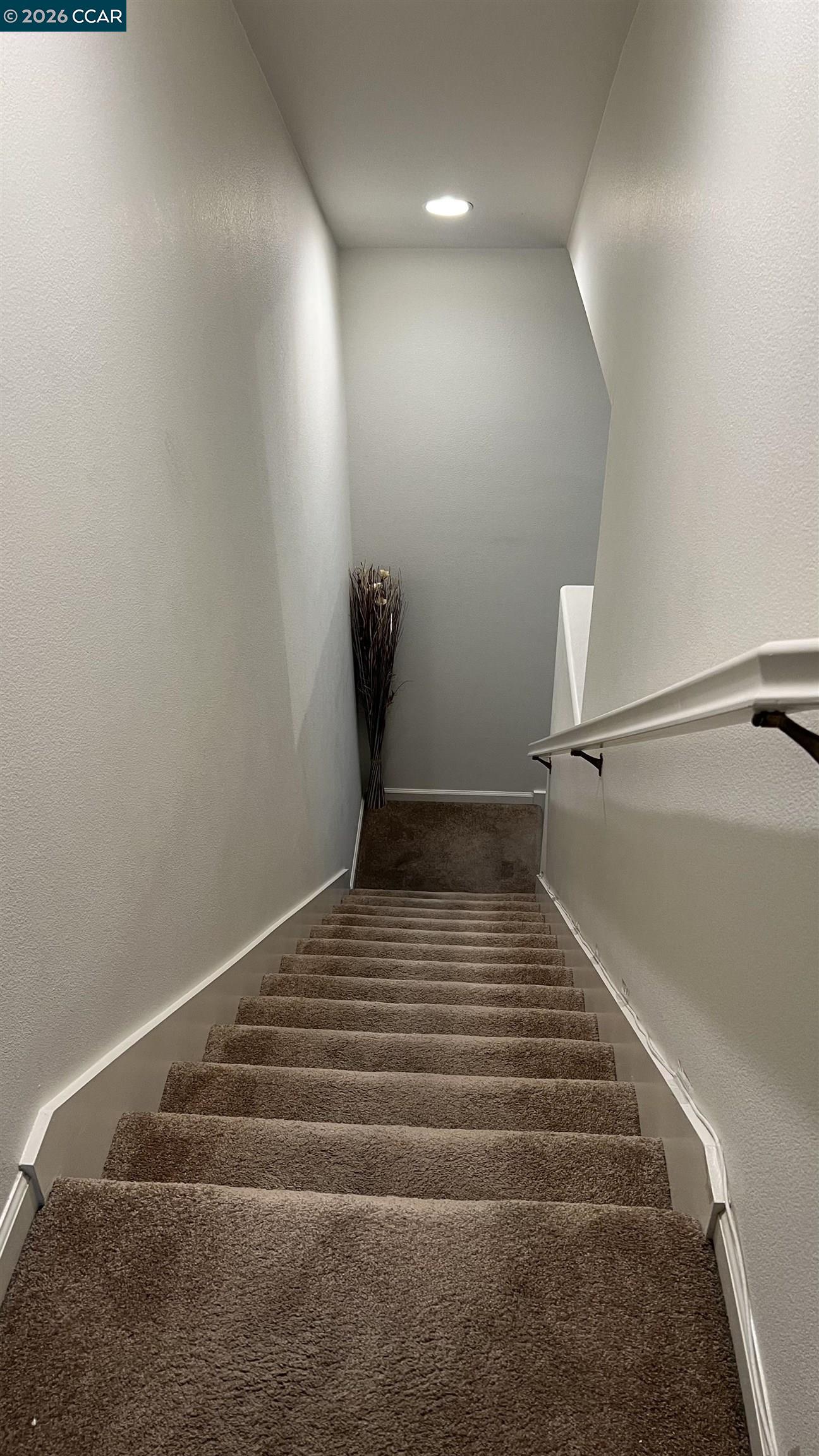 2512 Covelline Street Santa Rosa, CA 95407 - Photo 5 of 27