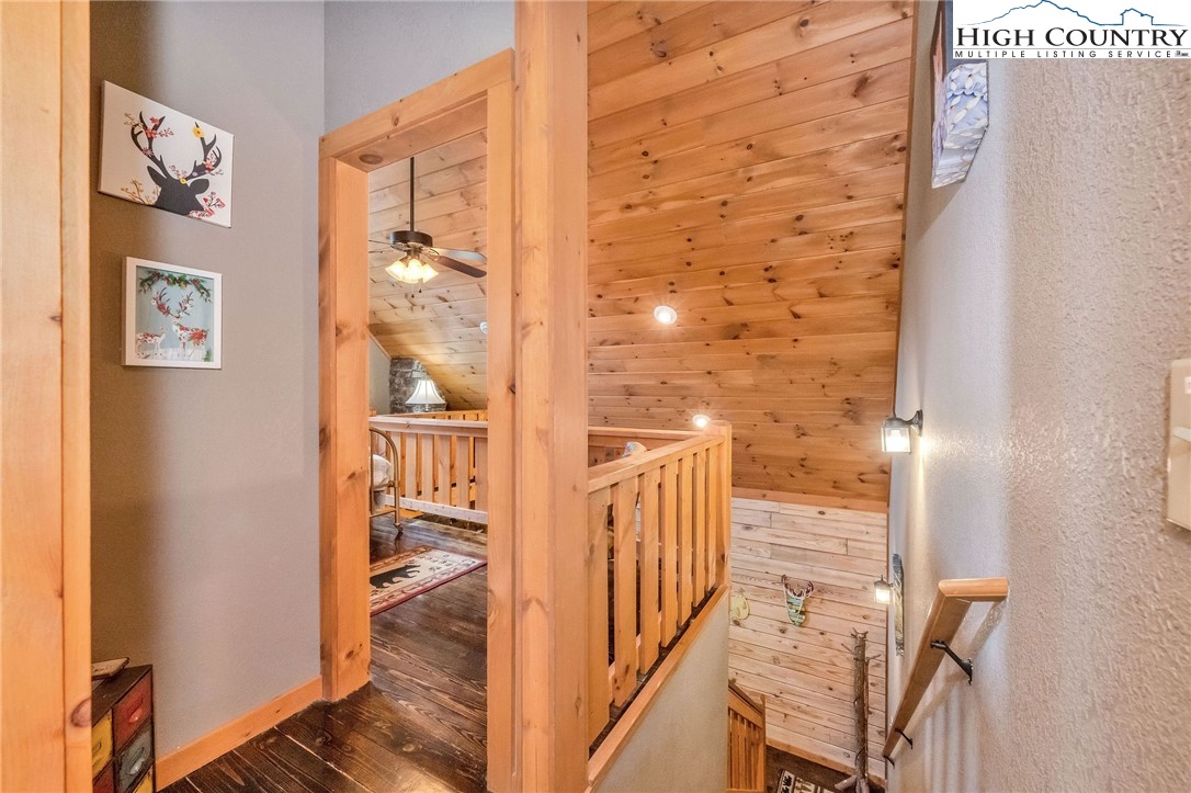 218 Cherokee Circle Jefferson, NC 28640 - Photo 35 of 50