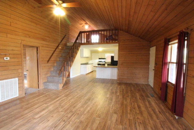117 Curtis Road Dalton, GA 30720 - Photo 3 of 10 IMG_1037