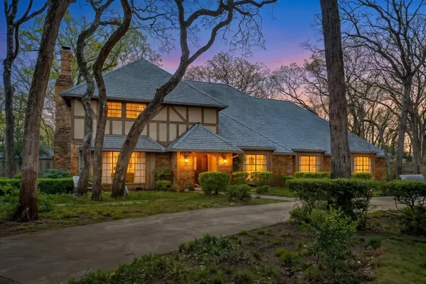 $1,350,000 | 3022 Sherwood Lane, Colleyville, TX 76034