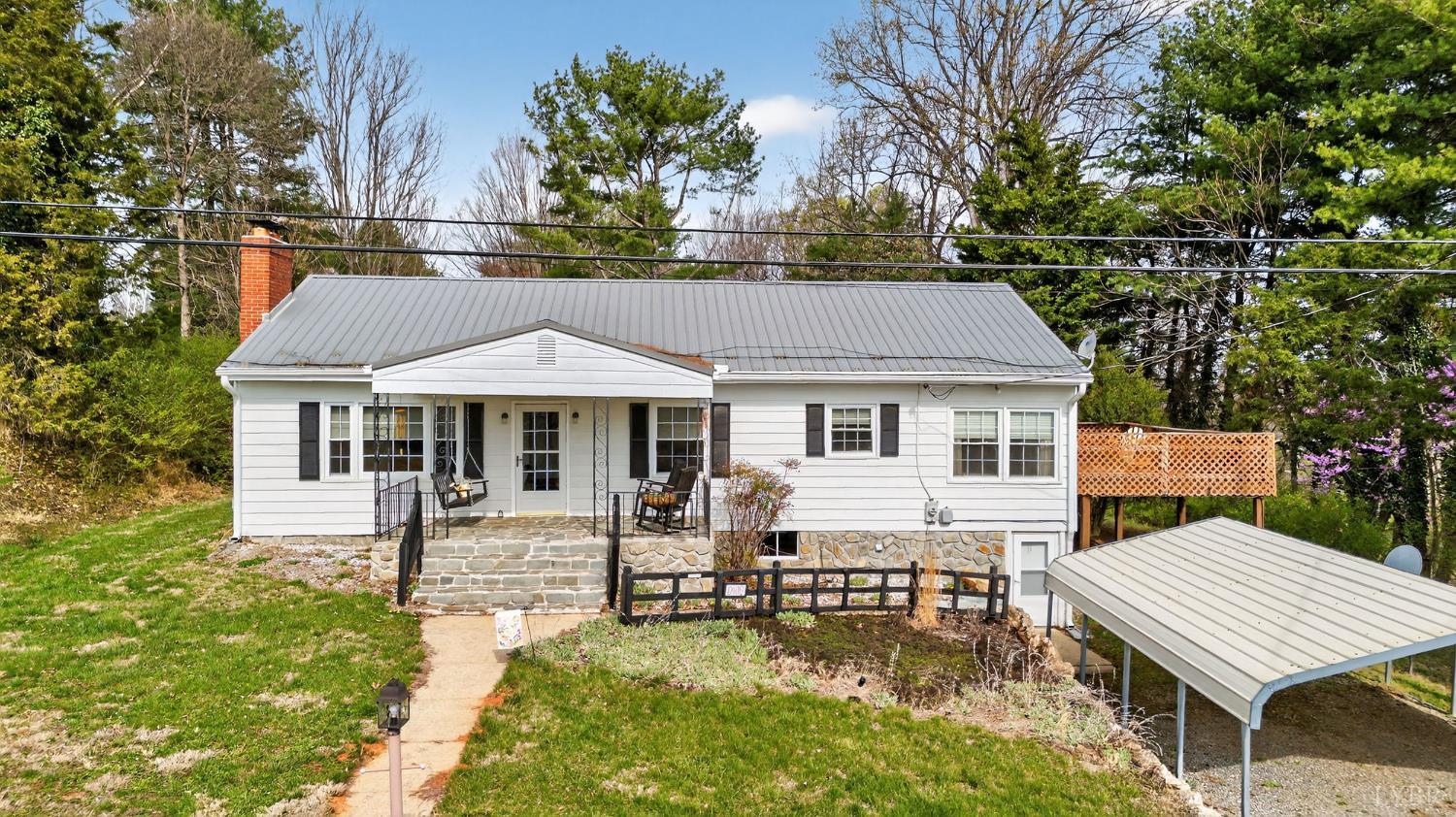 12477 North Old Moneta Road Moneta, VA 24121 - Photo 1 of 56