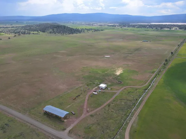 $797,500 | 1733 County Road 90, Lookout, CA 96054