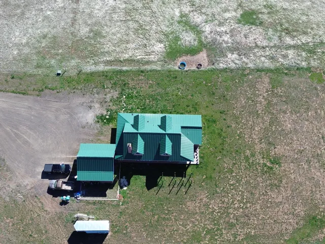 $797,500 | 1733 County Road 90, Lookout, CA 96054