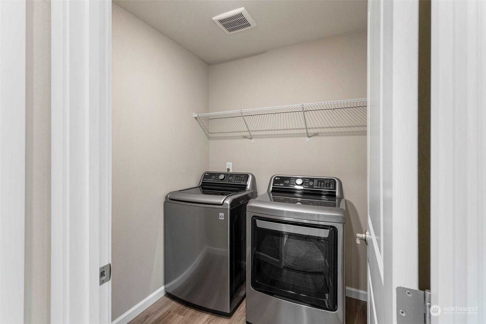 182 Russell Road Bremerton, WA 98312 - Photo 23 of 30 Gallery Image 23