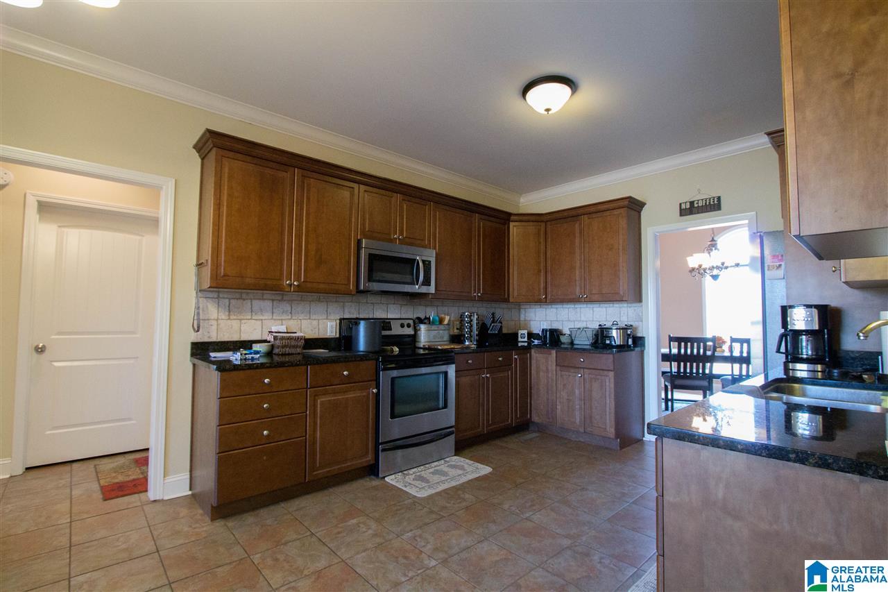 2859 Yellow Leaf Road Clanton, AL 35045 - Photo 13 of 42