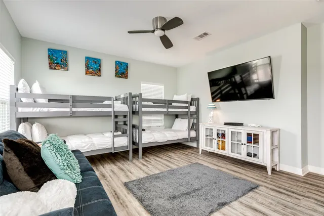 $962,667 | 109 A Santar Loop, Unit A, Surfside Beach, TX 77541