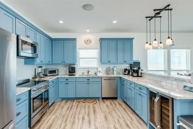 $962,667 | 109 A Santar Loop, Unit A, Surfside Beach, TX 77541