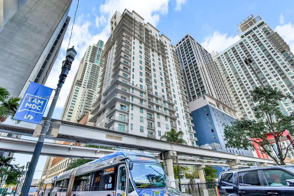 234 Northeast 3rd Street, Unit 507 Miami, FL 33132 - Photo 46 of 48