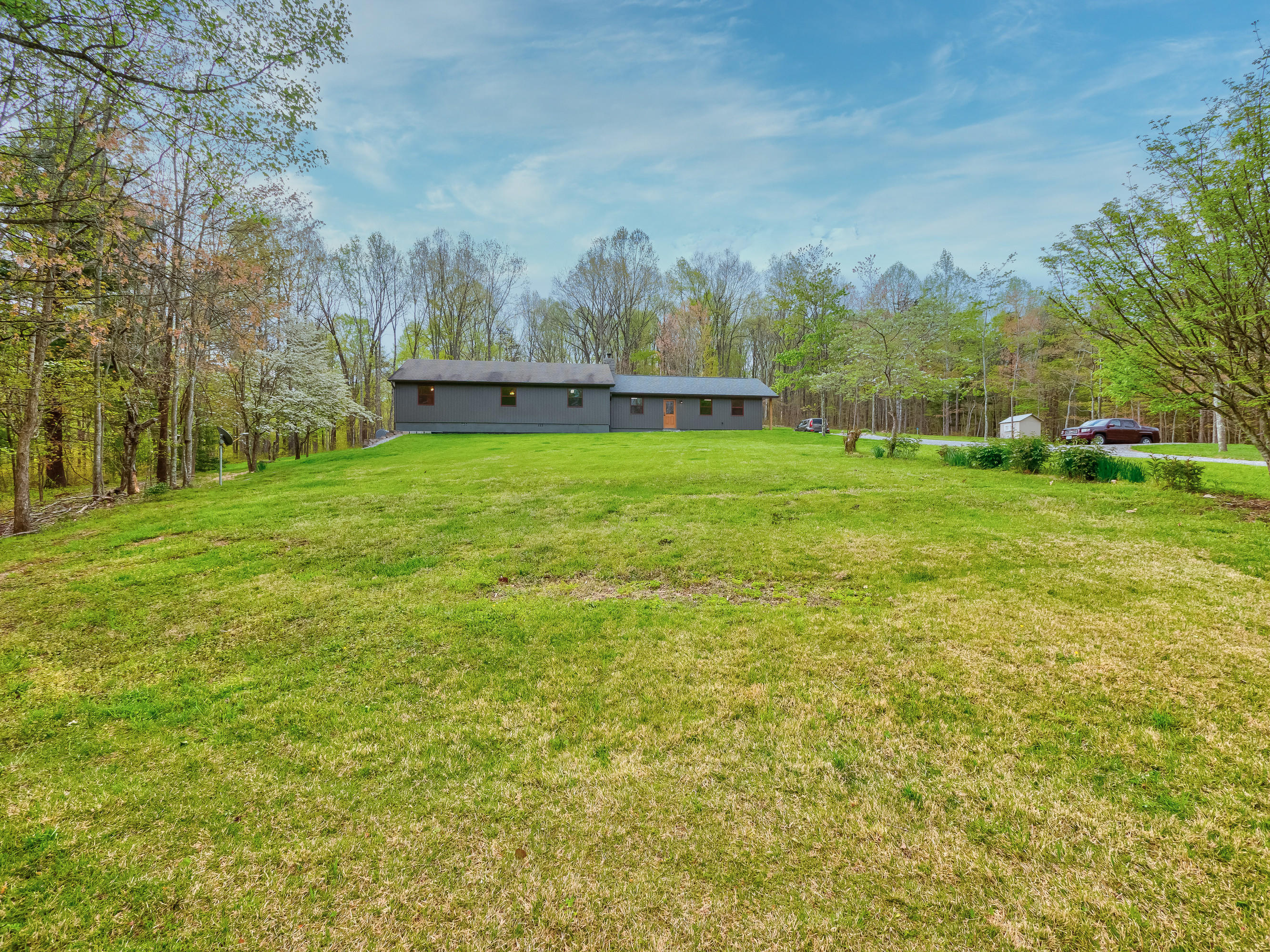 7646 Miller Cove Road Catawba, VA 24070 - Photo 2 of 44 46_7646_Millers_Cove_Road46_mls
