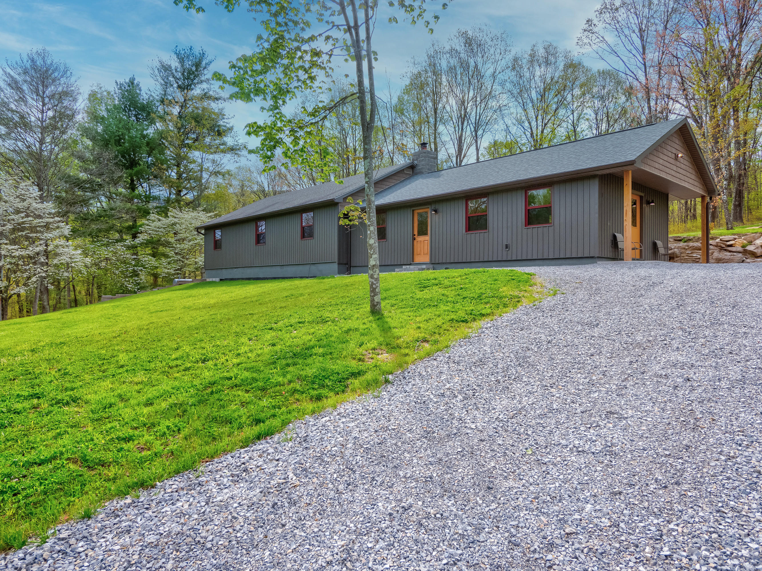 7646 Miller Cove Road Catawba, VA 24070 - Photo 26 of 44 33_7646_Millers_Cove_Road33_mls