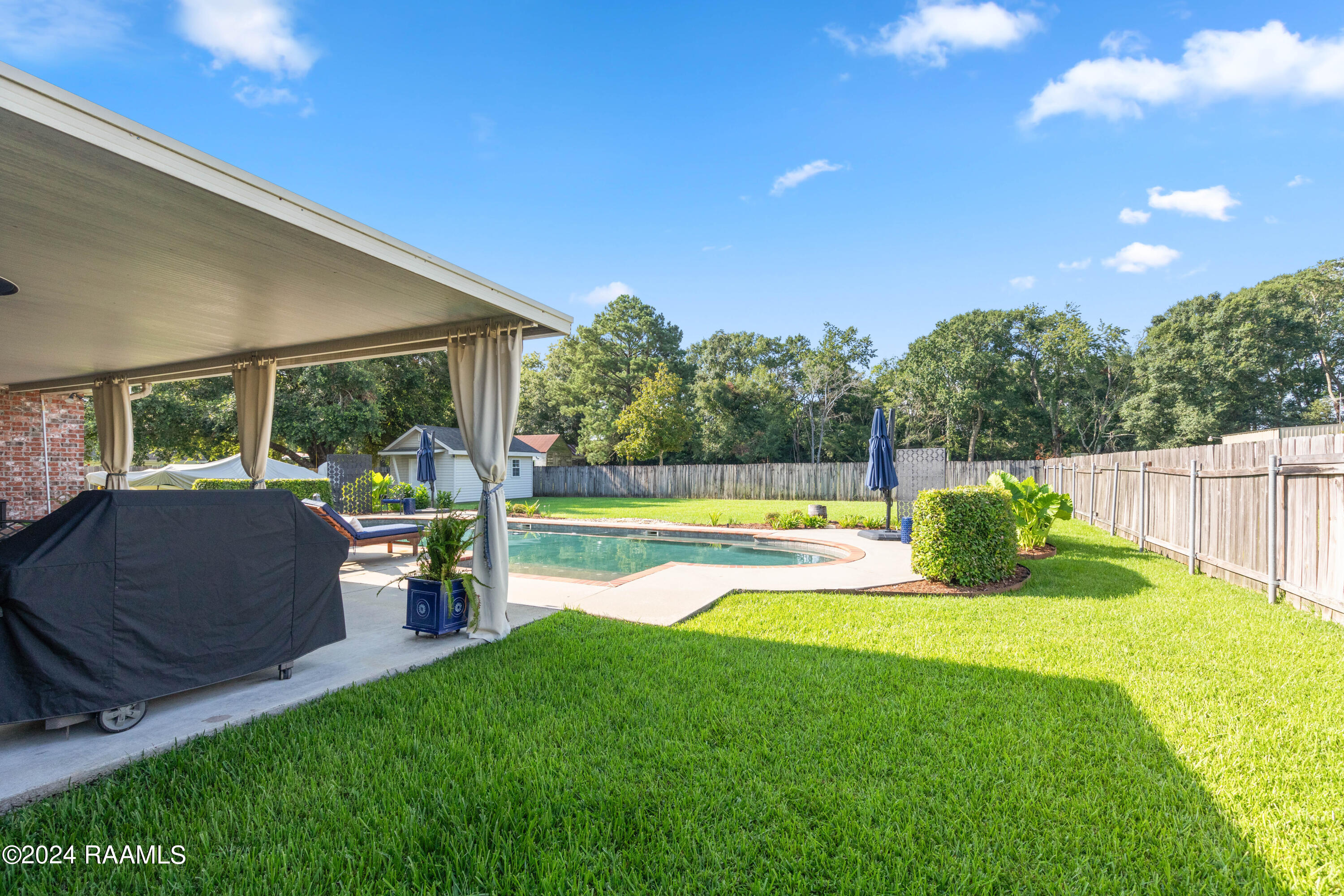 118 Longpointe Road Youngsville, LA 70592 - Photo 12 of 50 118Longpoint-11