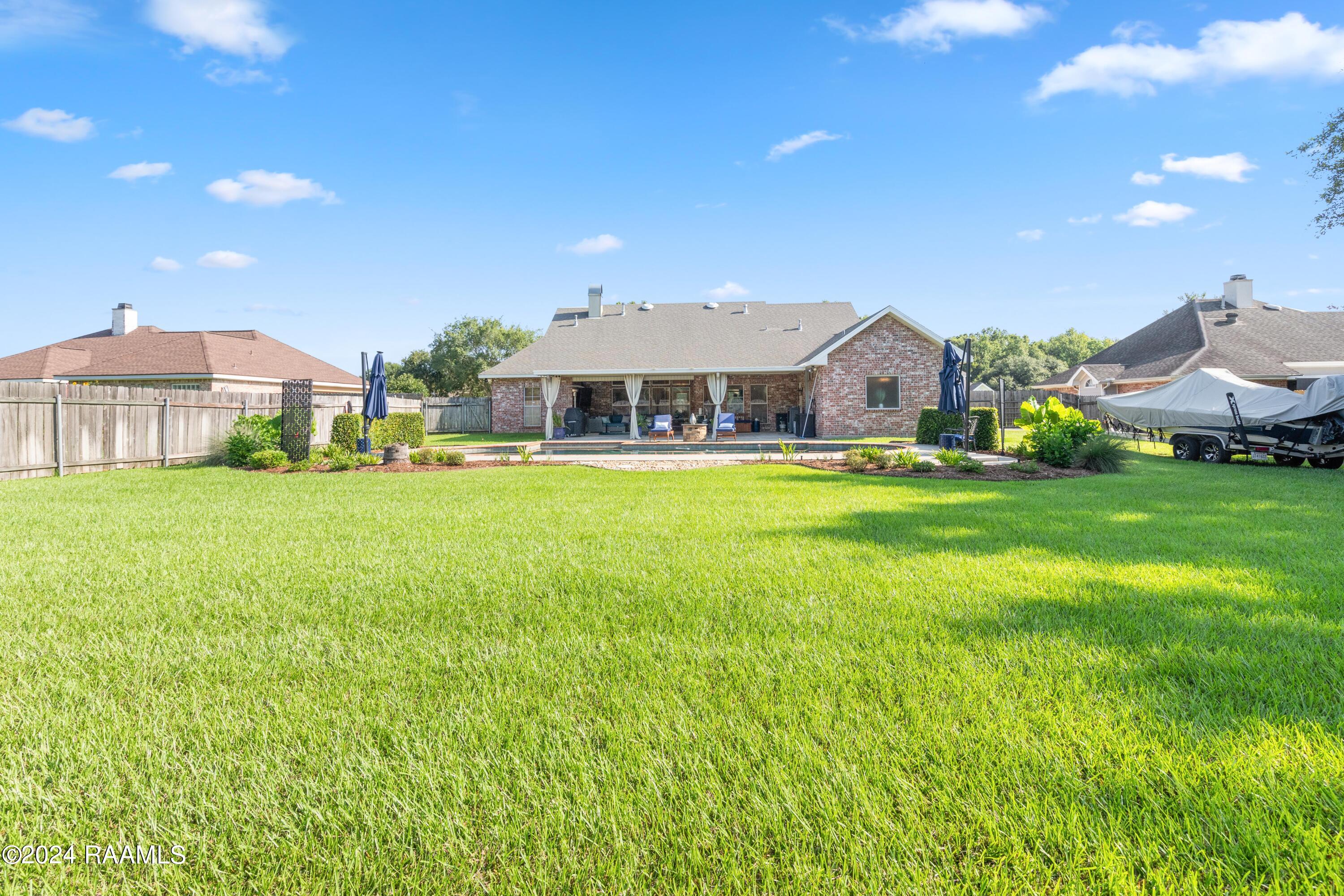 118 Longpointe Road Youngsville, LA 70592 - Photo 15 of 50 118Longpoint-14