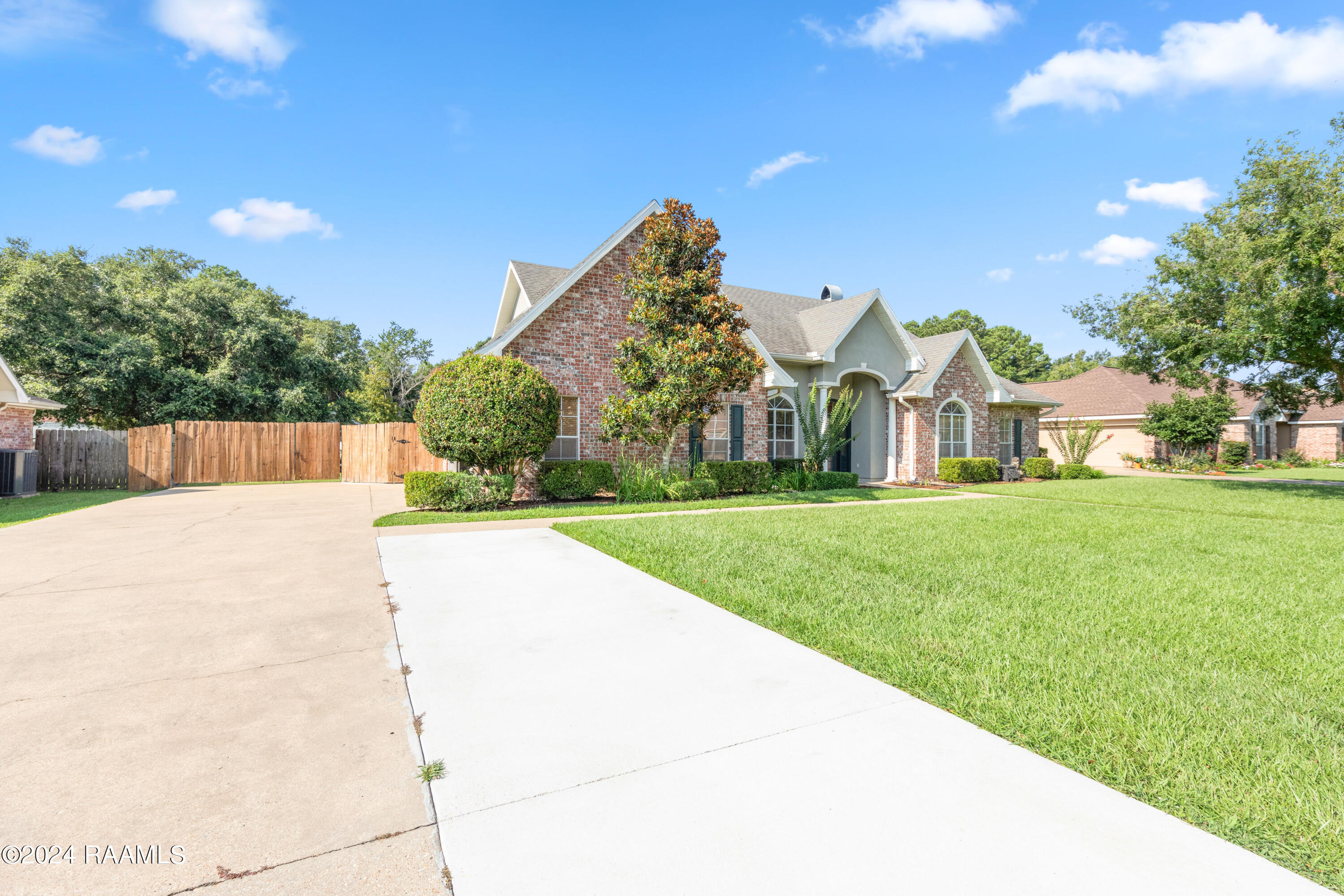 118 Longpointe Road Youngsville, LA 70592 - Photo 7 of 50 118Longpoint-6