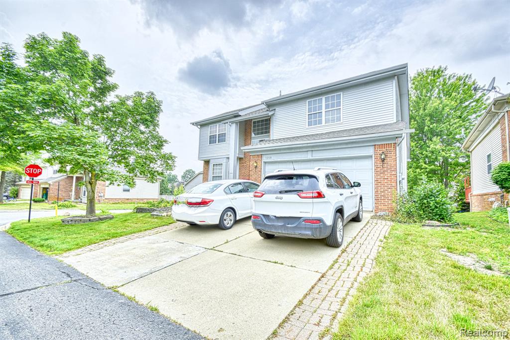 3206 Bridlewood Drive Rochester, MI 48306 - Photo 1 of 37