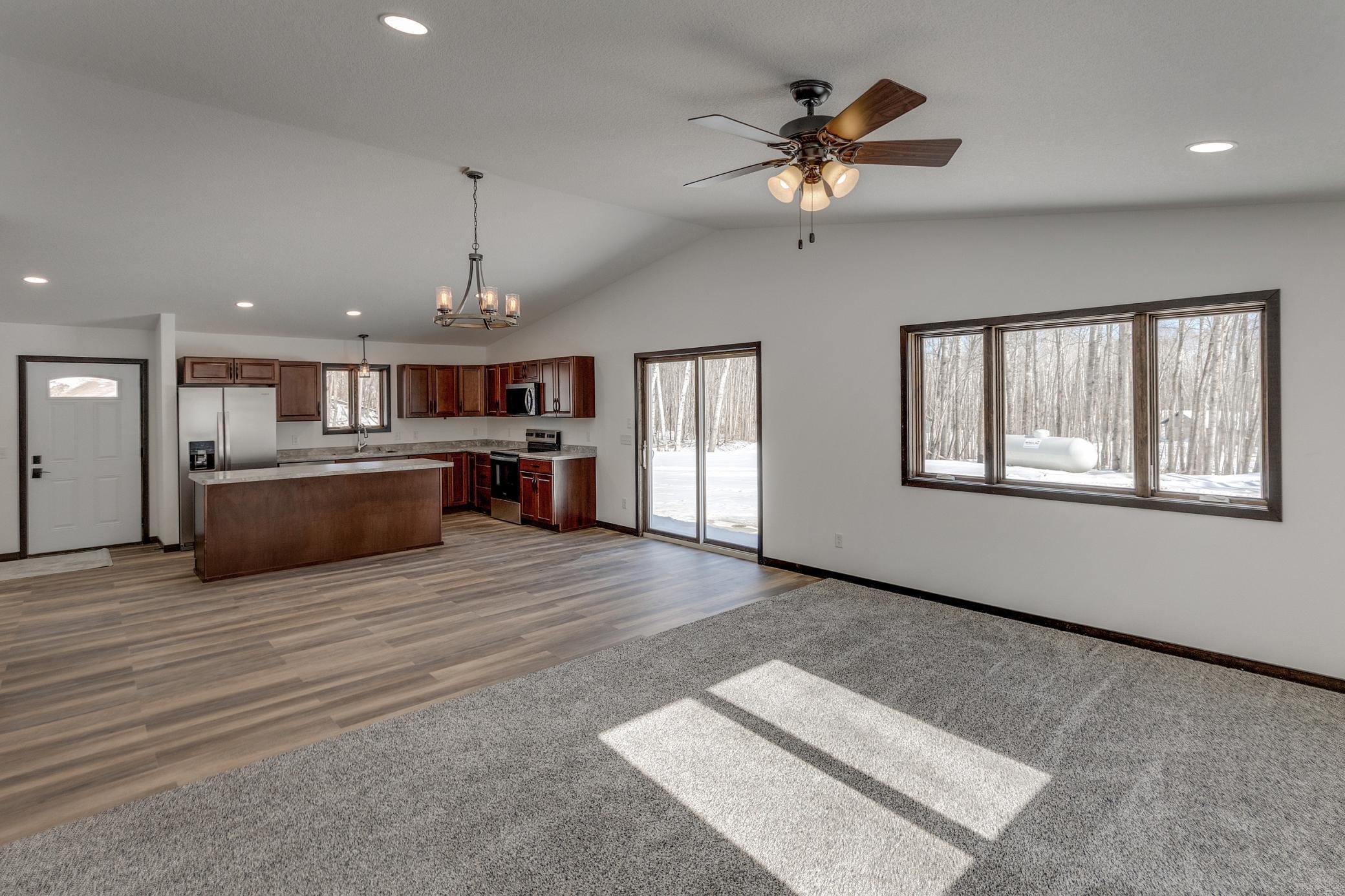 205 Ridgeway Lane Walker, MN 56484 - Photo 8 of 52