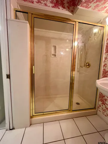 a bathroom with a sink and a toilet