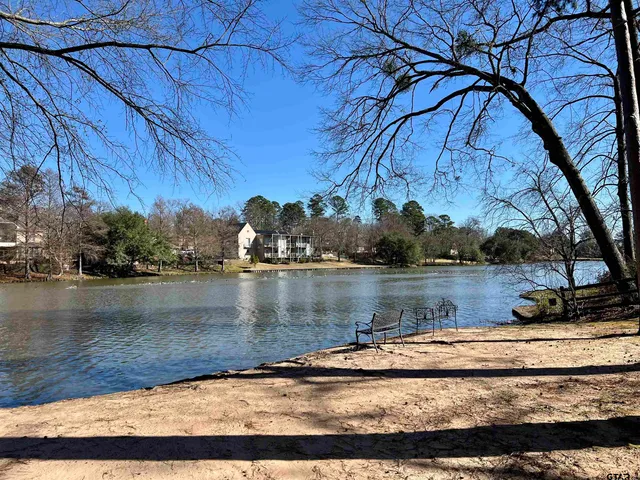 a view of a lake with houses