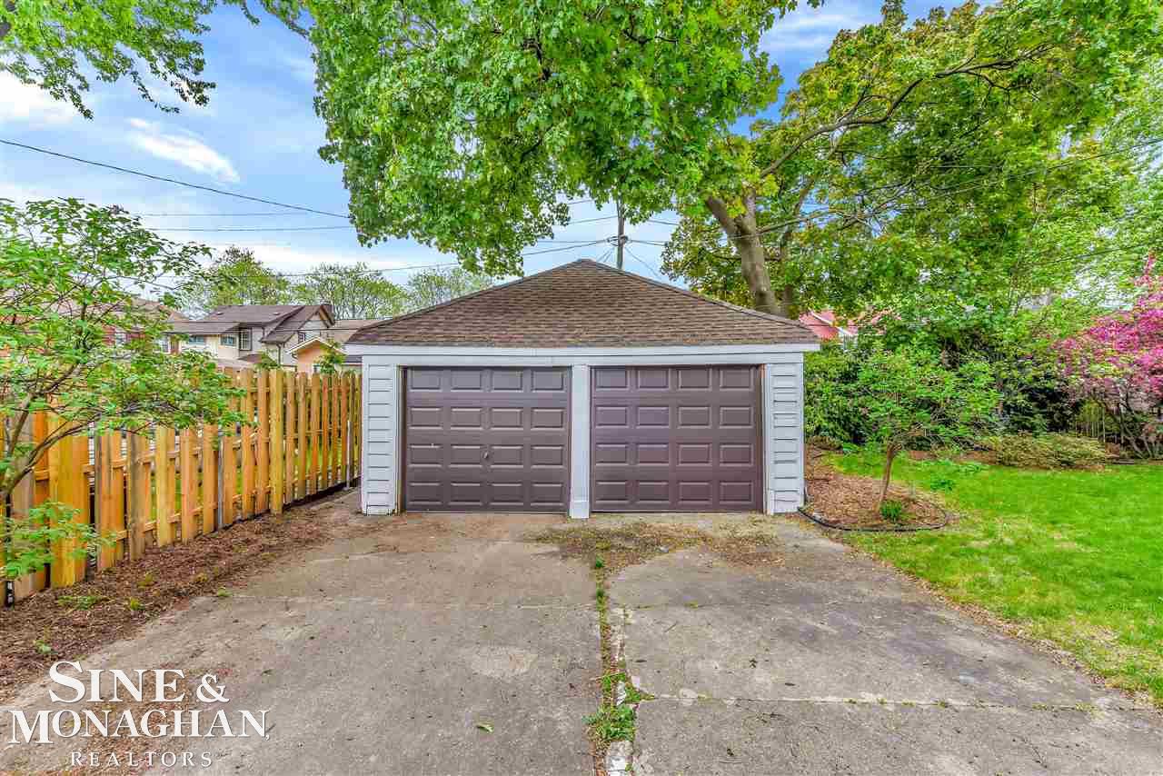 1021 Nottingham Road Grosse Pointe Park, MI 48230 - Photo 36 of 39
