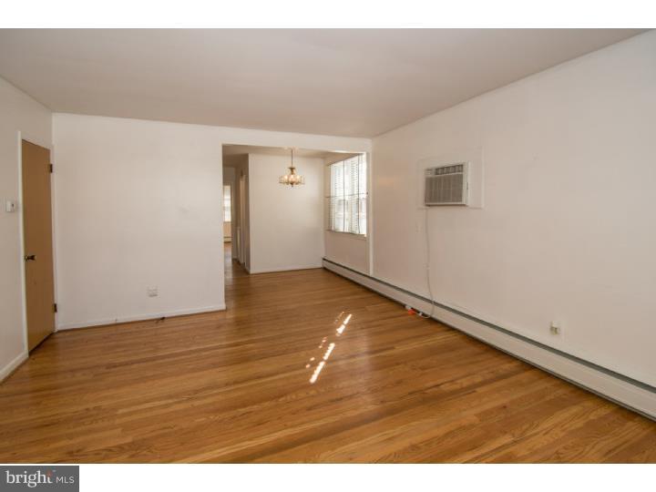 8125 Ryers Avenue Philadelphia, PA 19111 - Photo 4 of 24 Unit #1