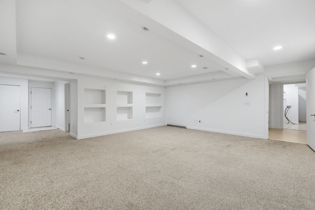 15 Merrill Road Merrimack, NH 03054 - Photo 26 of 40 Gallery Image 26