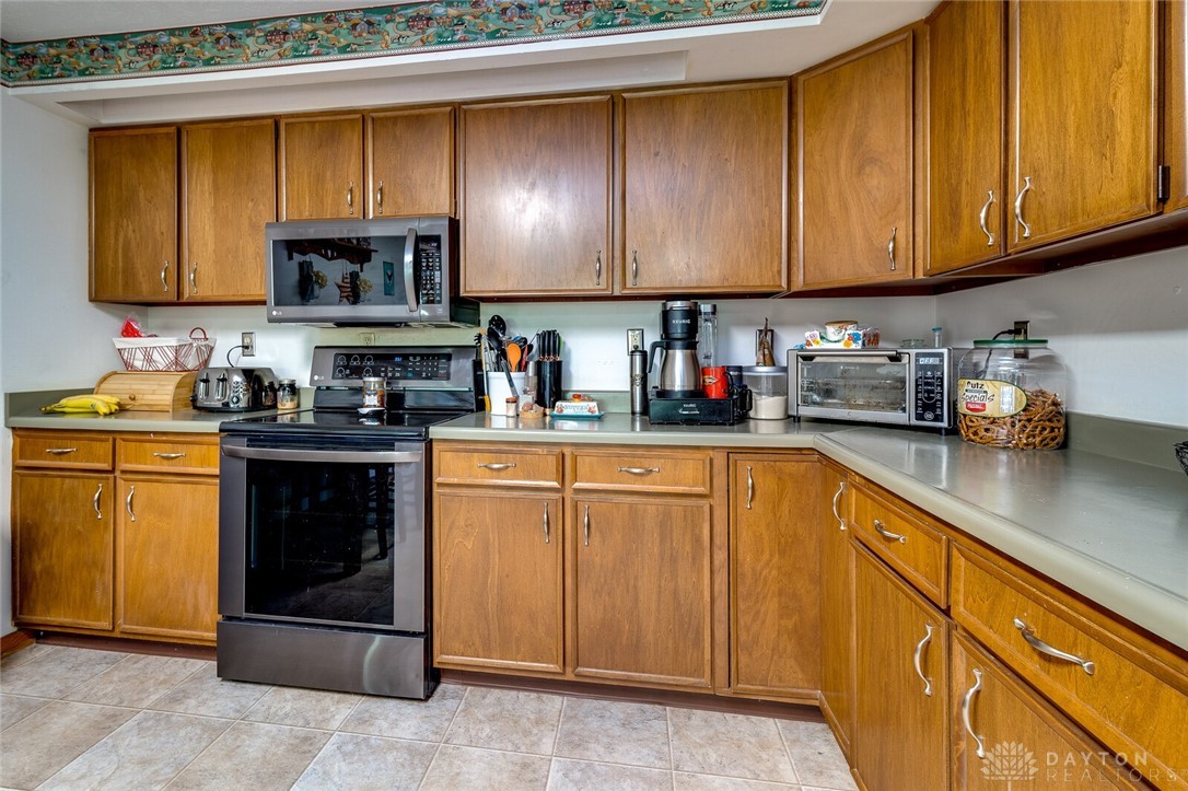 3206 Cemetery Road Xenia, OH 45385 - Photo 14 of 45 Gallery Image 14