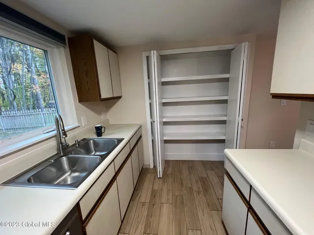 $2,600 | 13 Meadow Rue Place, Malta, NY 12020