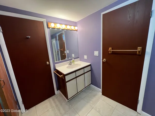 $2,600 | 13 Meadow Rue Place, Malta, NY 12020