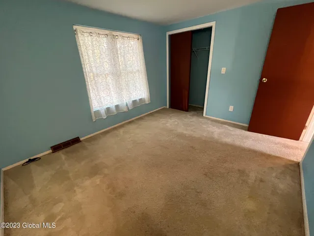 $2,600 | 13 Meadow Rue Place, Malta, NY 12020