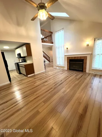 $2,600 | 13 Meadow Rue Place, Malta, NY 12020