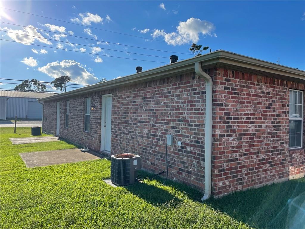 417-419 South Post Oak Road Sulphur, LA 70663 - Photo 3 of 5