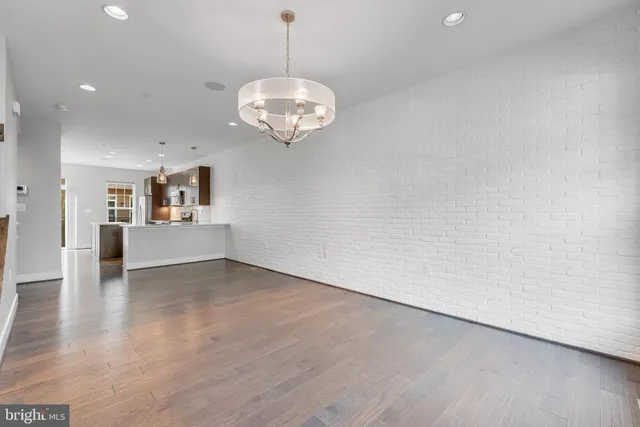 $700,000 | 237 Cres Station Terrace Southeast, Leesburg, VA 20175