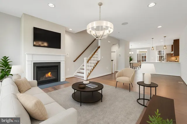 $700,000 | 237 Cres Station Terrace Southeast, Leesburg, VA 20175