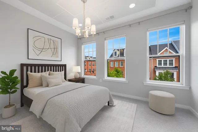 $700,000 | 237 Cres Station Terrace Southeast, Leesburg, VA 20175