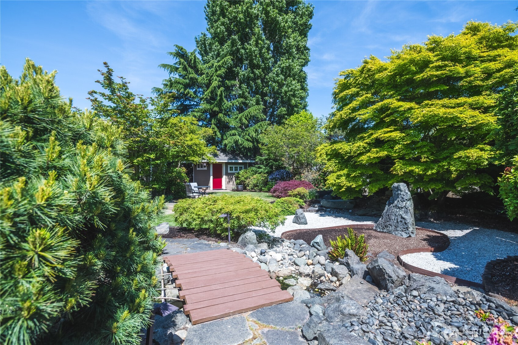 809 33rd Street Anacortes, WA 98221 - Photo 9 of 40