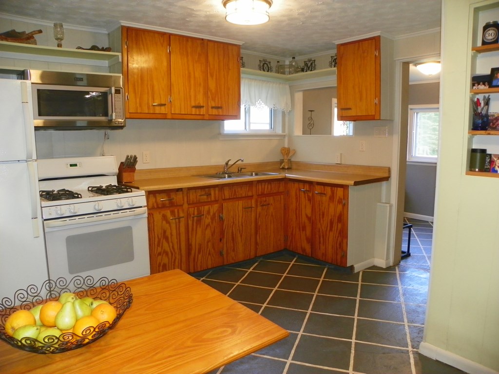 664 Poland Hill Road Pleasantville, PA 16341 - Photo 4 of 21
