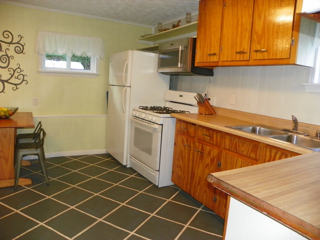 664 Poland Hill Road Pleasantville, PA 16341 - Photo 6 of 21