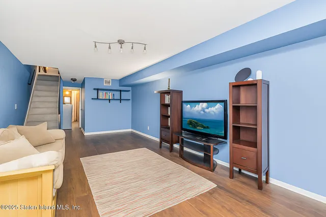 $599,000 | 62 Lyceum Court | West Brighton