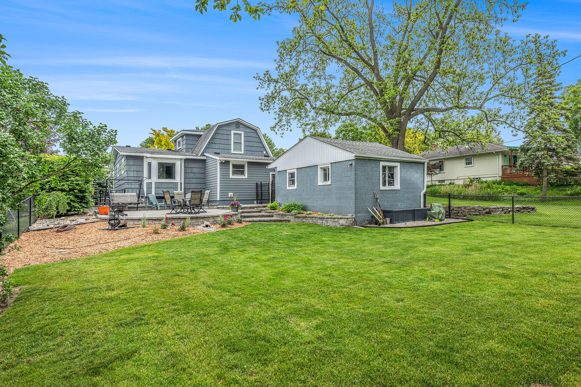 403 North Helen Avenue Rochester, MI 48307 - Photo 28 of 30 008_l1330961_689