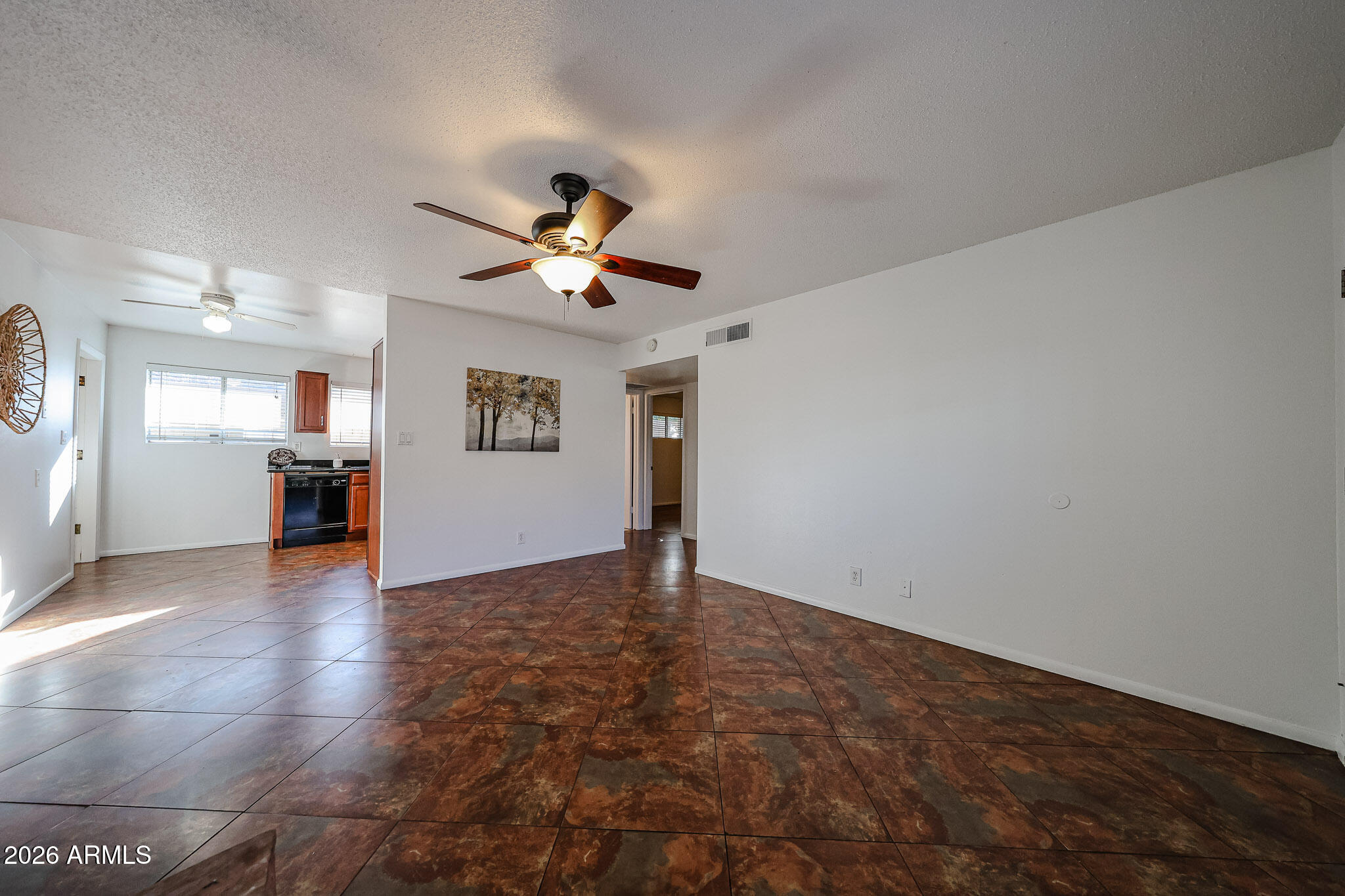 3022 North 37th Street, Unit 4 Phoenix, AZ 85018 - Photo 8 of 29 living room