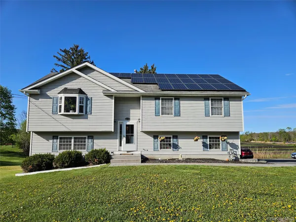 $499,900 | 35 Maple Avenue, Chester, NY 10918