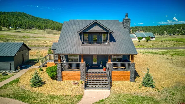 $895,000 | 60 Clover Lane, Pagosa Springs, CO 81147