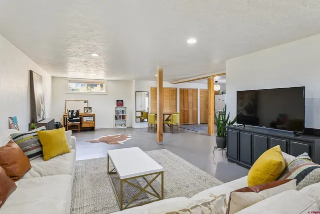 $895,000 | 60 Clover Lane, Pagosa Springs, CO 81147