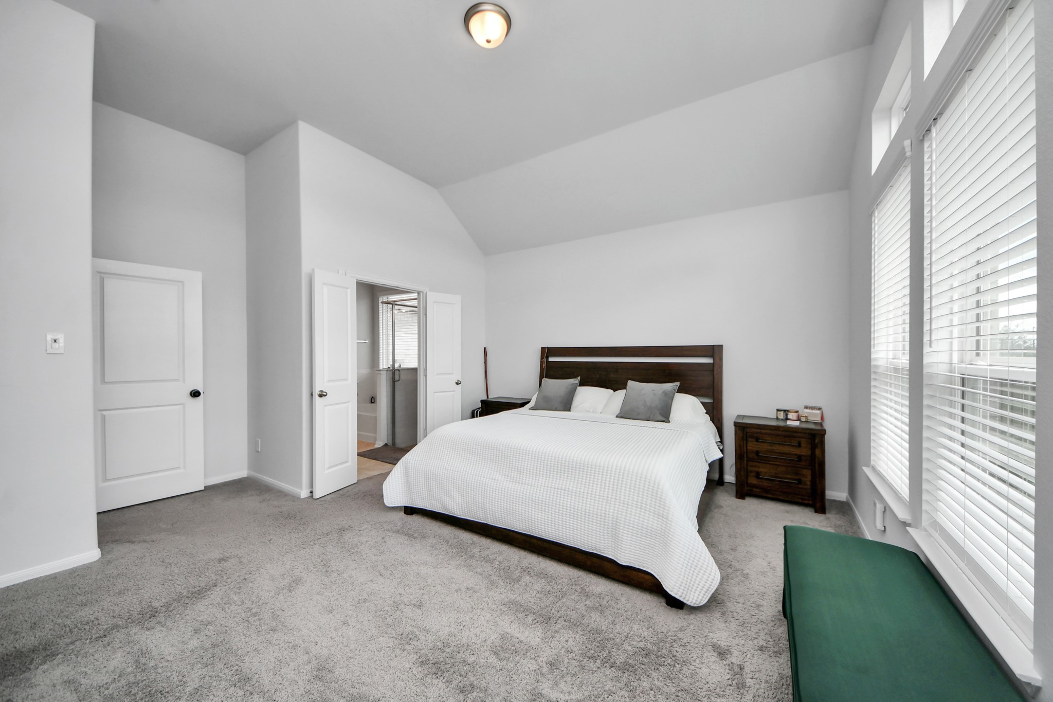 1614 Sequoia Run Drive Rosharon, TX 77583 - Photo 31 of 45 a bedroom with a bed and a window